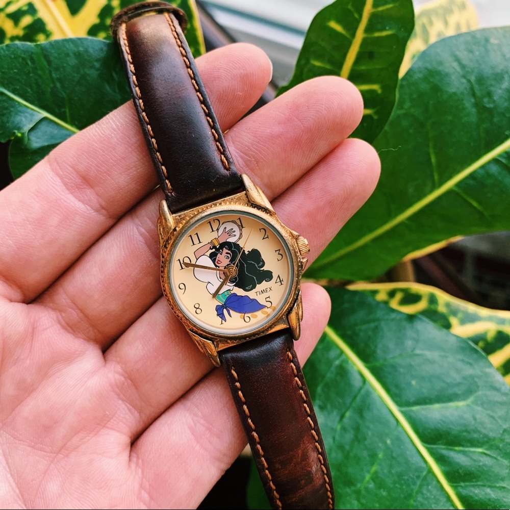 Disney Esméralda Timex Watch!🌞